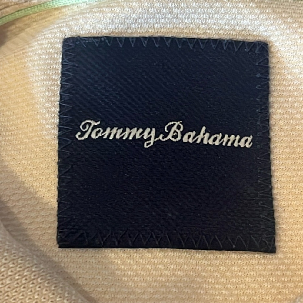 Tommy Bahama short sleeve polo. Excellent condition! Men’s Size XL - Picture 6 of 8